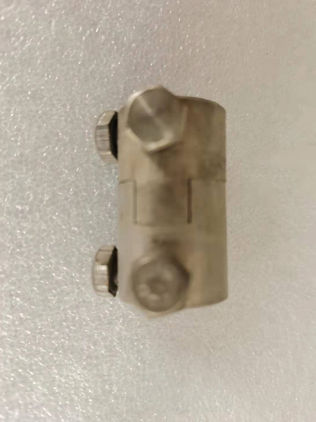 Transmission joint